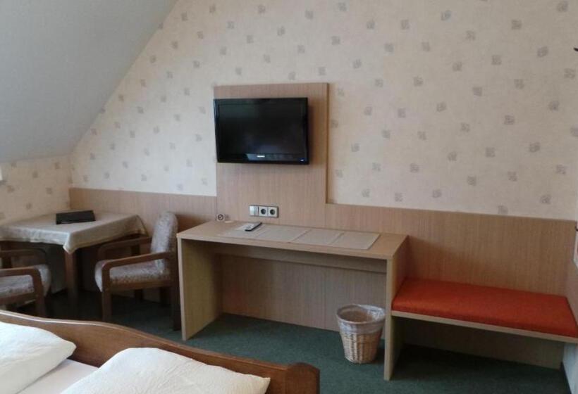 标准间, Zur Linde