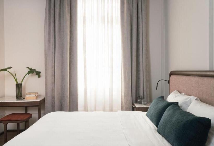 اتاق سوپریور با تخت بزرگ, Castro Hotel Syros