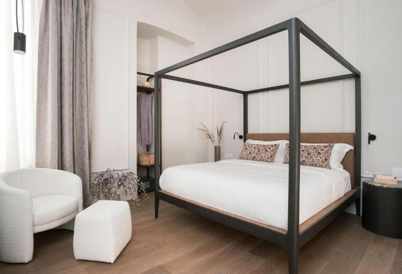 اتاق سوپریور با تخت بزرگ, Castro Hotel Syros