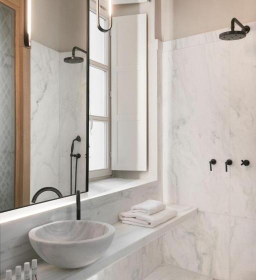 اتاق سوپریور با تخت بزرگ, Castro Hotel Syros