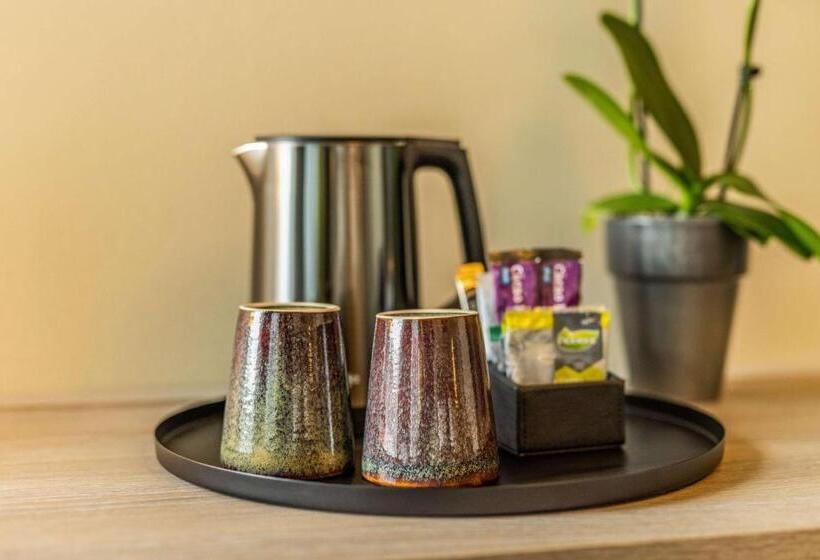 Полулюкс, Scandic Spectrum