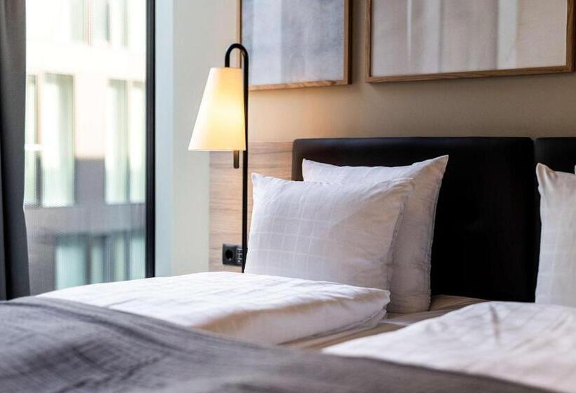 Стандартный Номер Кровать Кинг, Scandic Spectrum