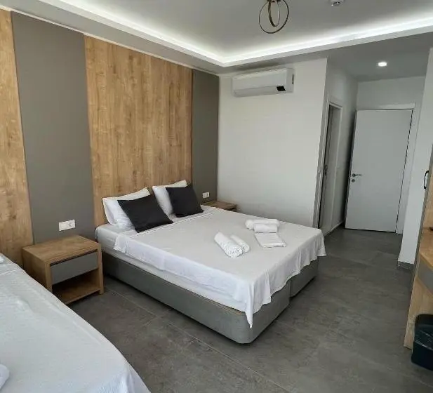 اتاق استاندارد سه نفره, Luna Alacati