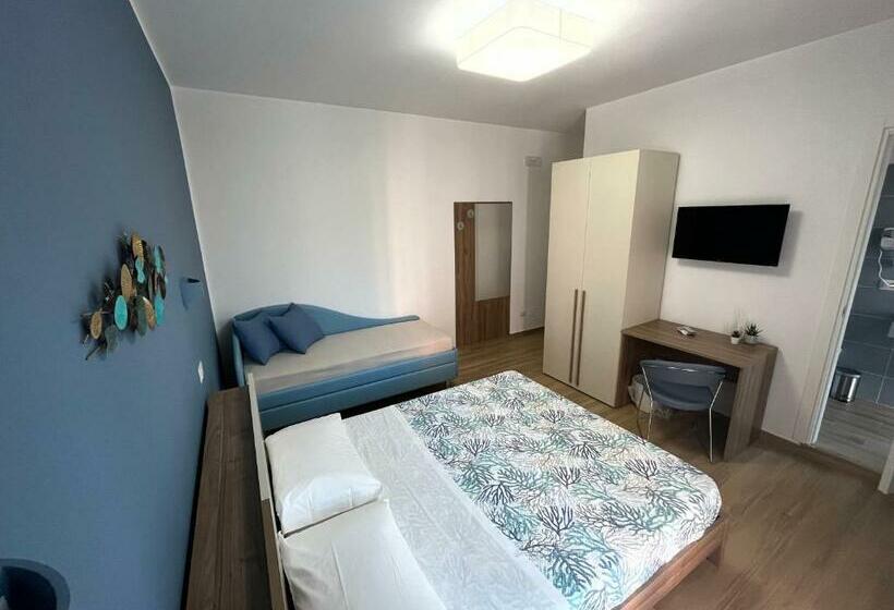 Quarto Quádruplo Estandar, Oltremare Rooms Agropoli