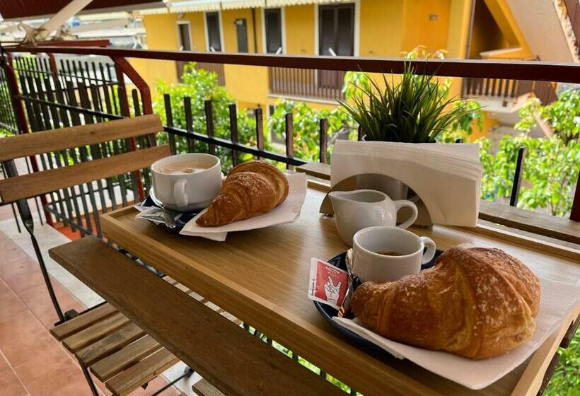 غرفة قياسية رباعية, Oltremare Rooms Agropoli