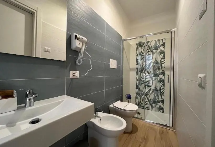اتاق لوکس, Oltremare Rooms Agropoli