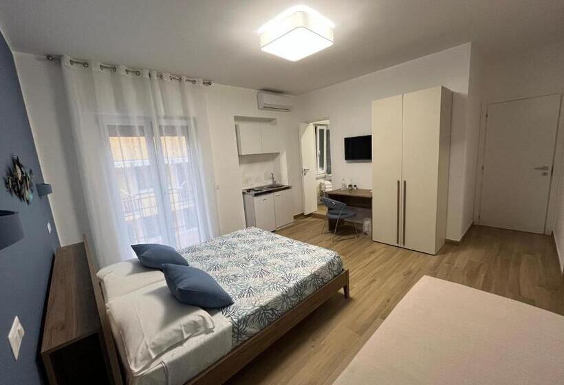غرفة سوبيريور رباعية, Oltremare Rooms Agropoli