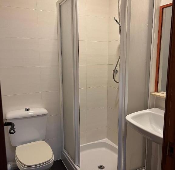 اتاق استاندارد, Hostal Ciudad Encantada