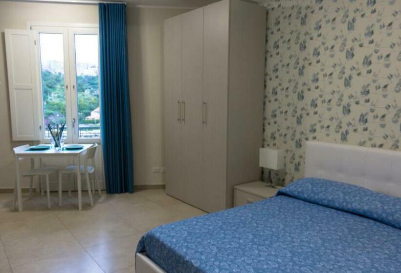 高级三人间, Oikos   Ragusa Ibla