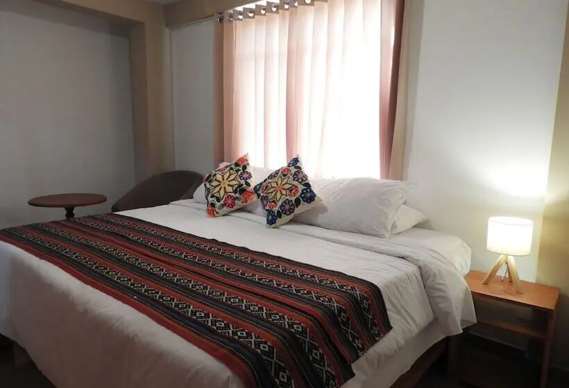 اتاق استاندارد, Ayllu B&b Ollantaytambo