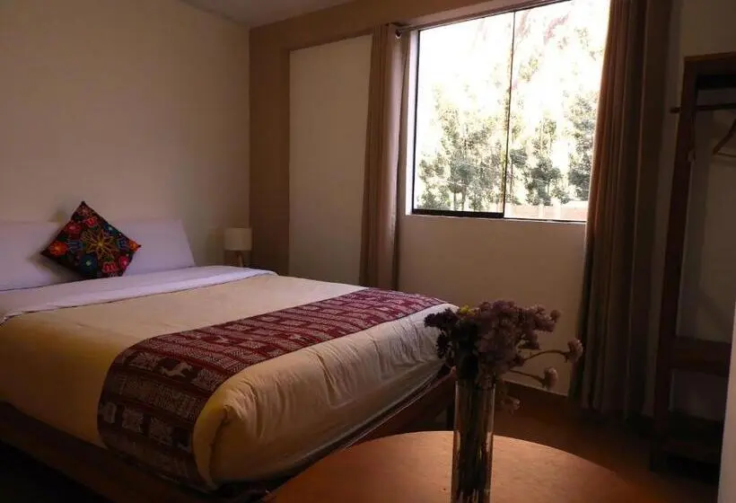اتاق استاندارد با چشم‌انداز کوهستان, Ayllu B&b Ollantaytambo