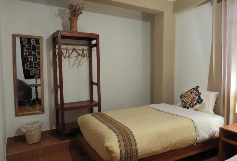 اتاق استاندارد, Ayllu B&b Ollantaytambo