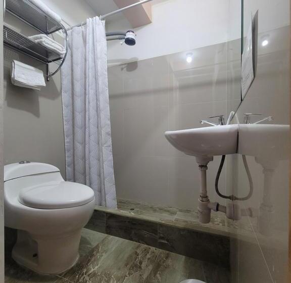 Perhehuone, Ayllu B&b Ollantaytambo