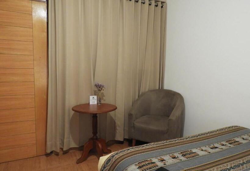 اتاق خانوادگی, Ayllu B&b Ollantaytambo
