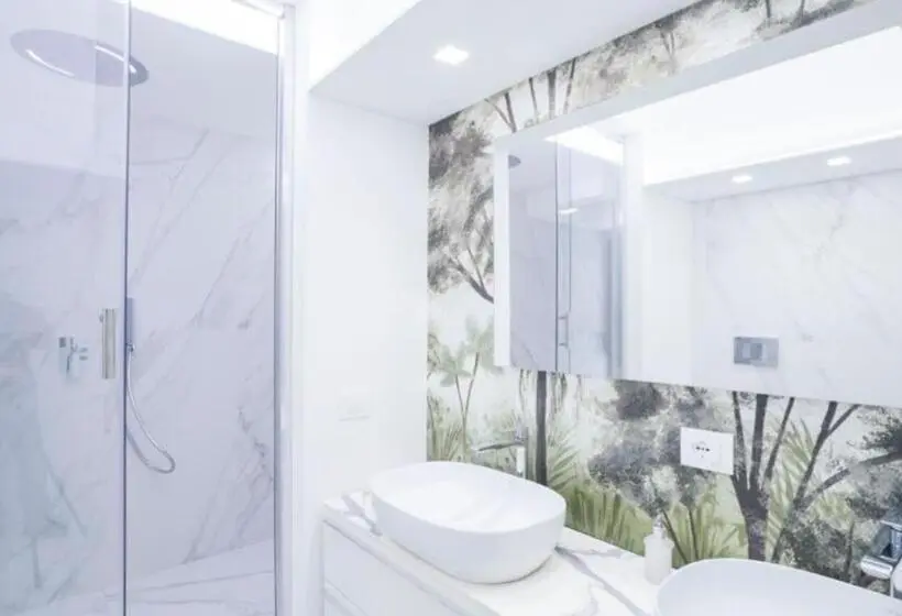 اتاق لوکس با تخت بزرگ, Marinisa Suite Luxury Room