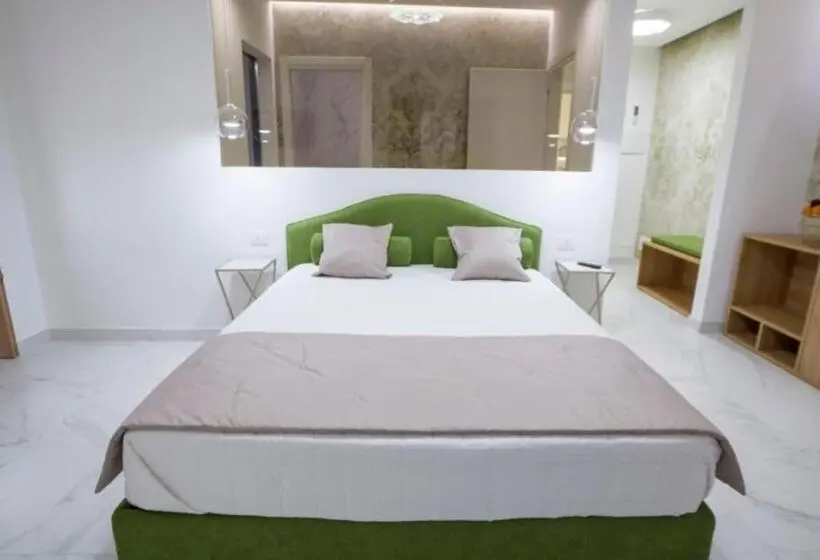 اتاق سوپریور با تخت بزرگ, Marinisa Suite Luxury Room