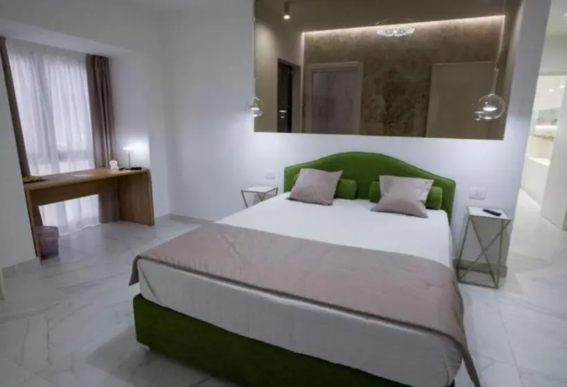 اتاق سوپریور با تخت بزرگ, Marinisa Suite Luxury Room