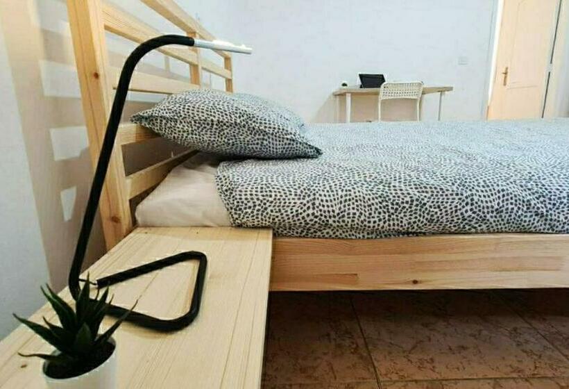 غرفة قياسية ثلاثية, The Wave Temple