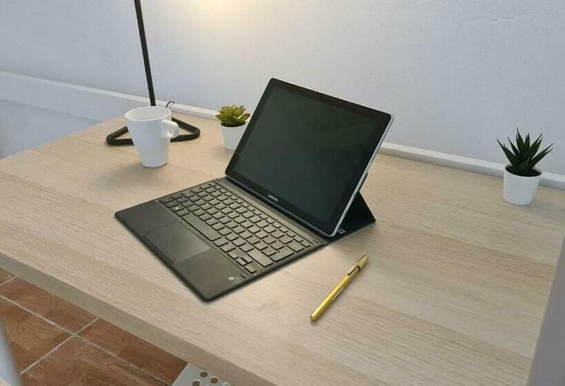 غرفة قياسية, The Wave Temple