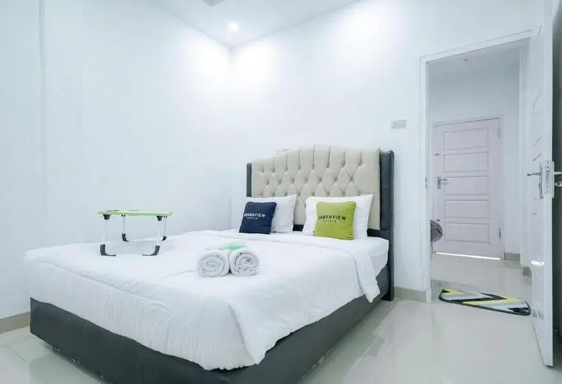 デラックスルーム, Urbanview Hotel Pondok Indah Pringsewu By Reddoorz