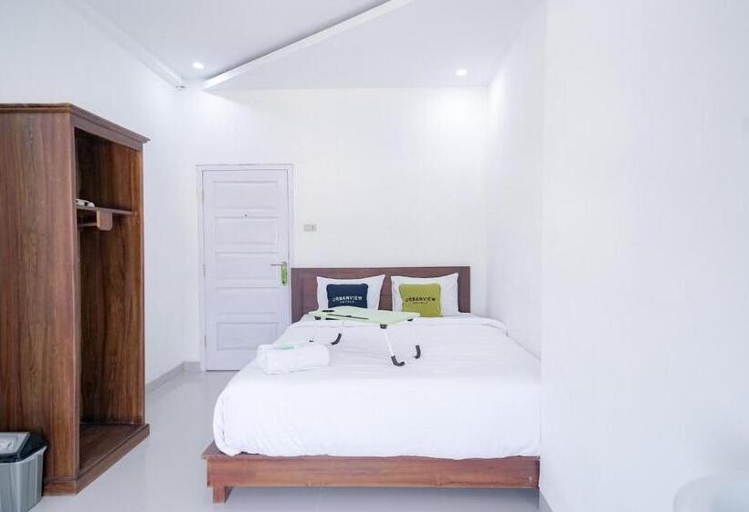 高级大房间, Urbanview Hotel Pondok Indah Pringsewu