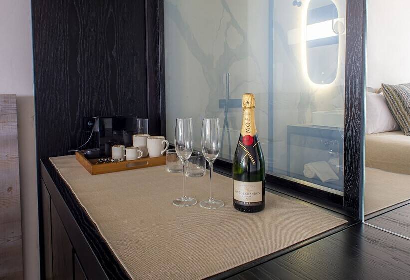 Номер Deluxe Вид на Море, Tensuites - Adults Only