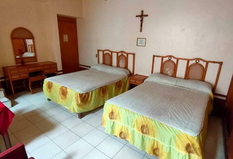 Quarto Estandar, Oyo  Posada Santa Cecilia, Jerez Zacatecas