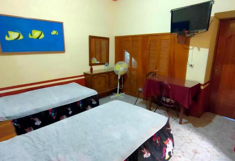 Quarto Estandar, Oyo  Posada Santa Cecilia, Jerez Zacatecas