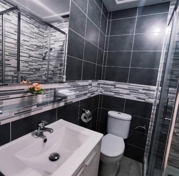 Номер Стандарт, Hostal Fuente Del Pino
