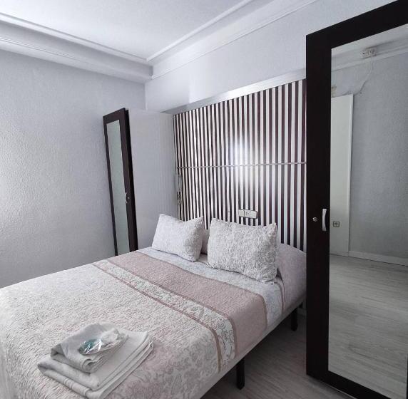 Номер Стандарт Индивидуальный, Hostal Fuente Del Pino