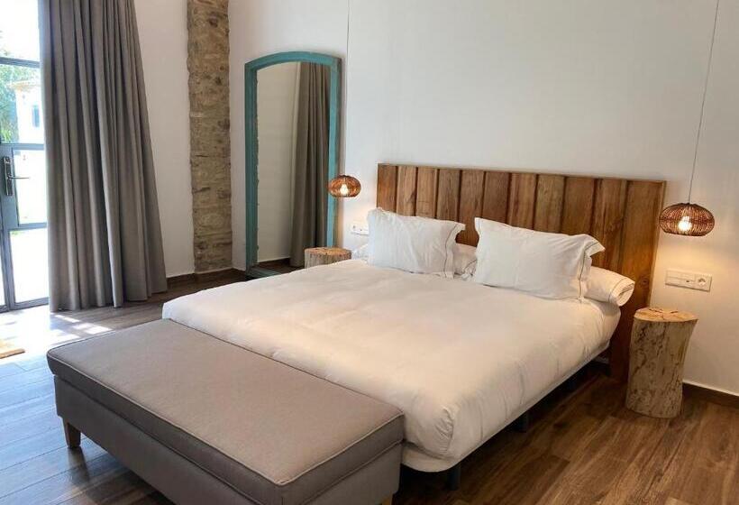 اتاق لوکس, Mas Aret