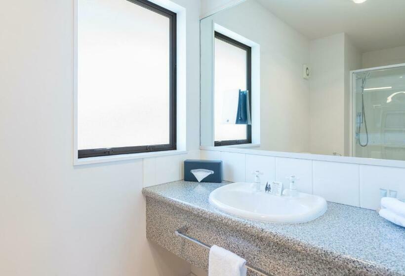 إستوديو قياسى, Bella Vista Nelson