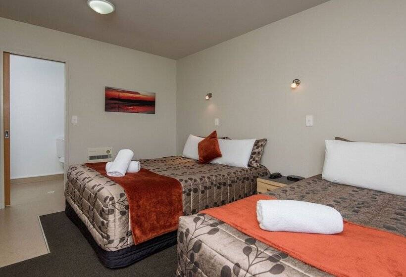 غرفة قياسية ثلاثية, Bella Vista Nelson