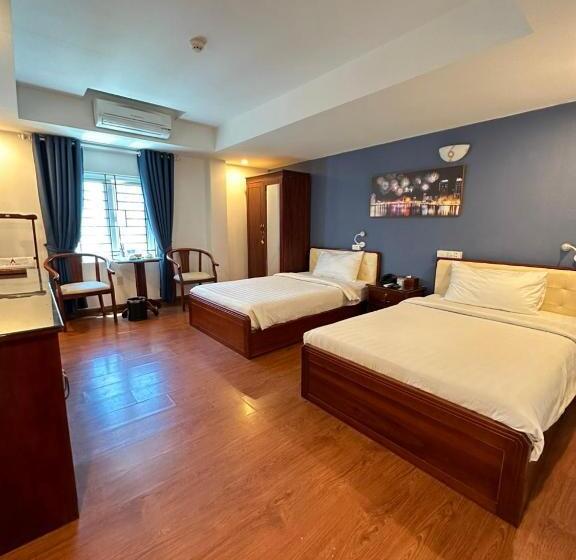 اتاق لوکس با چشم‌انداز شهر, A25 Hotel  137 Nguyễn Du   đà Nẵng