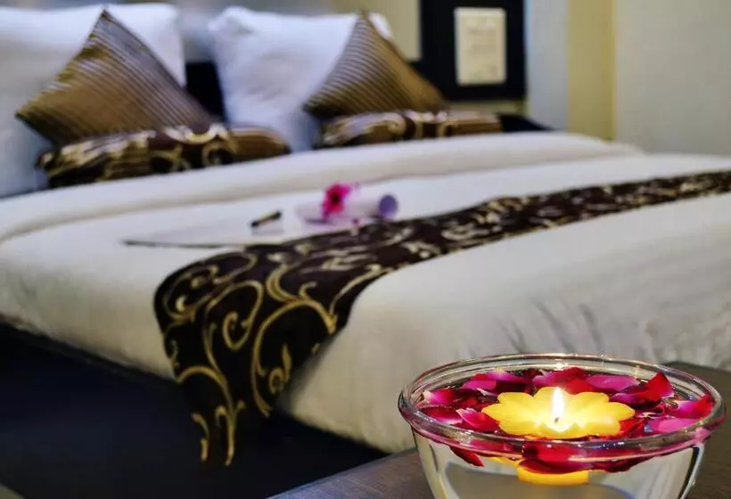 Suite, Regal