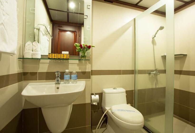 اتاق سوپریور سه تخته, Star Hotel And Spa Danang