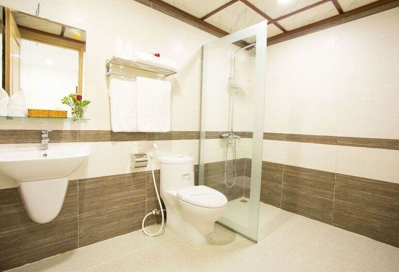 اتاق سوپریور سه تخته, Star Hotel And Spa Danang