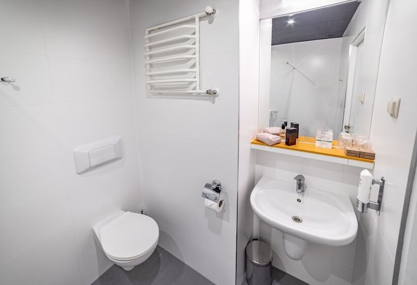 اتاق استاندارد, Victoria