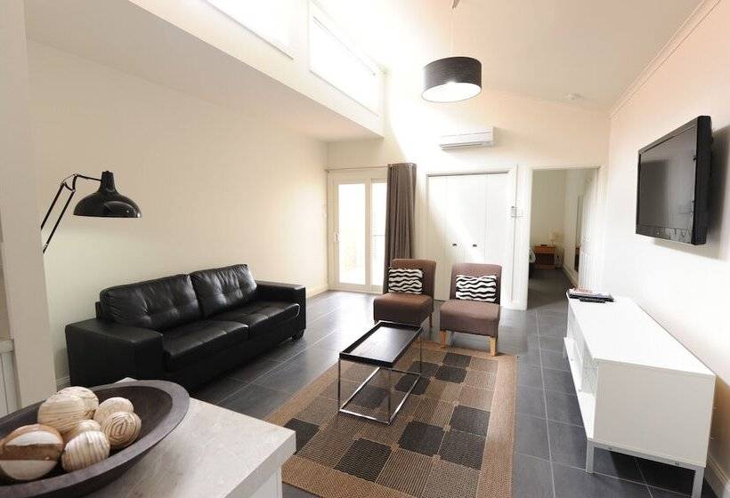 2ベッドルームハウス, Alexandra Place