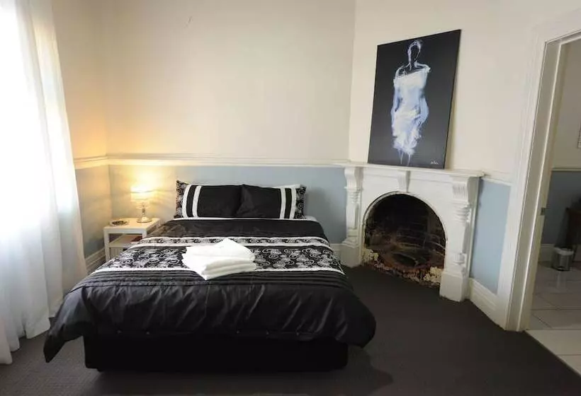 ２ベッドルームハウス, Alexandra Place