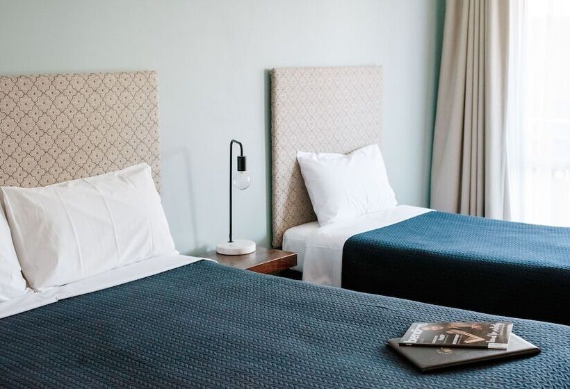 スタンダードルーム, Alexandra Place