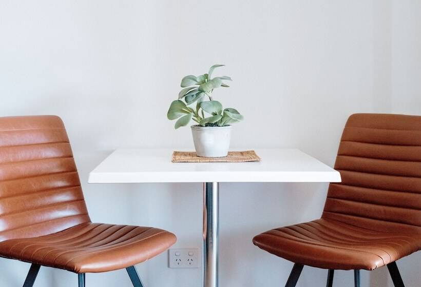 デラックスルーム, Alexandra Place