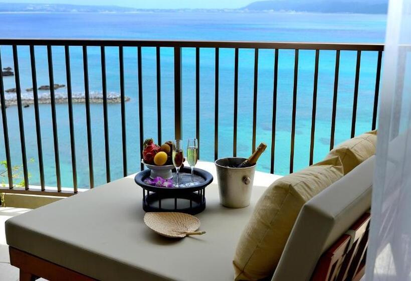 חדר דלוקס נוף לים, The Terrace Club Wellness Resort At Busena