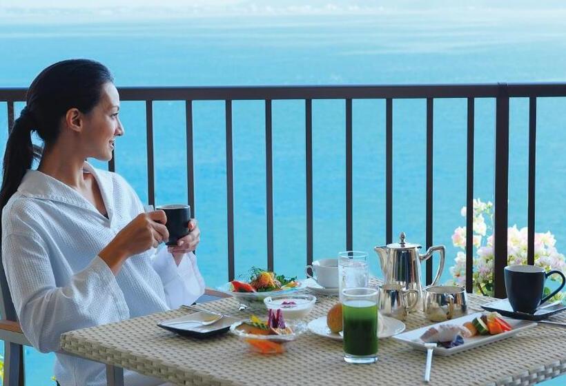 חדר דלוקס נוף לים, The Terrace Club Wellness Resort At Busena