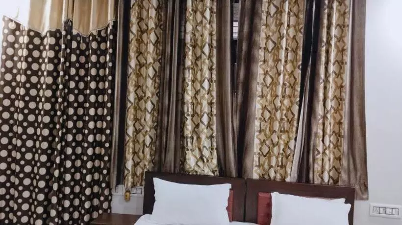 スタンダードシングルルーム, Tiger Safari Resort, Ranthambhore