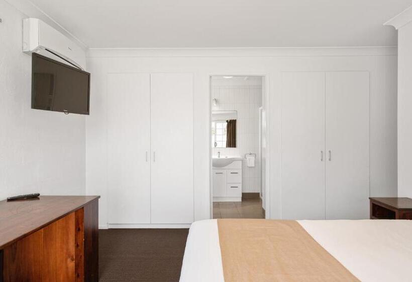 Апартаменты 3 Спальни, Wollongbar Motel