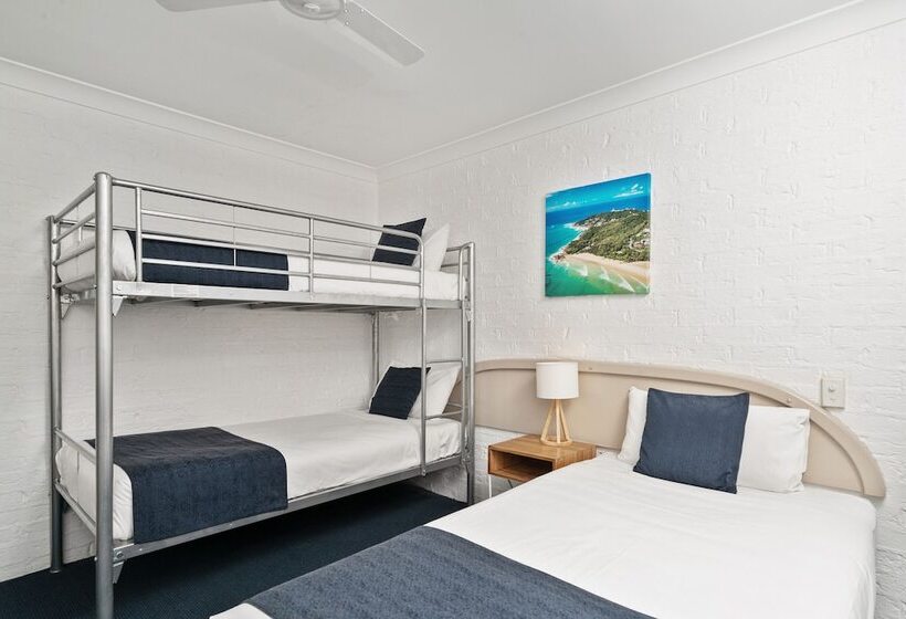 Семейный Номер, Wollongbar Motel