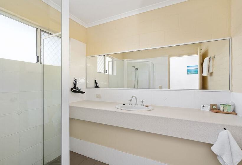 Номер Стандарт с Балконом, Wollongbar Motel