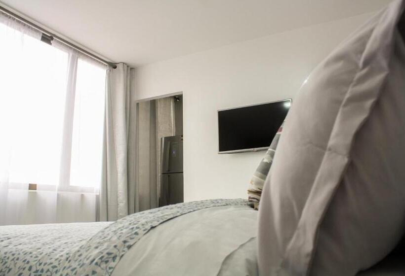 استودیوی استاندارد, Apartahotel Kelly