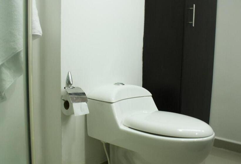 سوییت جونیور, Apartahotel Kelly